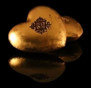 Endless Romance Ode | Hand Shaped Dark Chocolate 24K Leafed | Venezuelan 