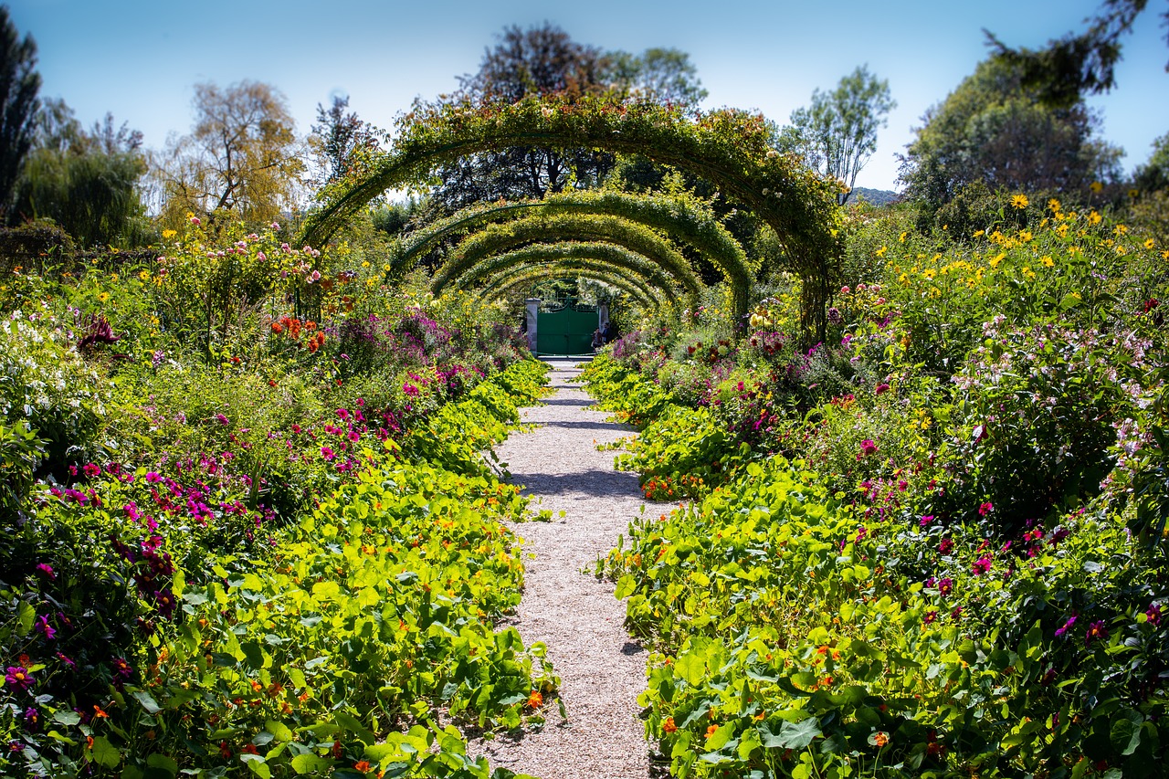 Giverny Monet Gardens Audio Tour