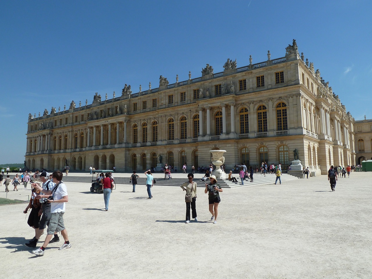 Versailles + Giverny Full Day (lunch incl.)